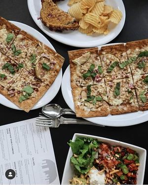 Pear & 'brie' flat bread at 4th & State in Columbus