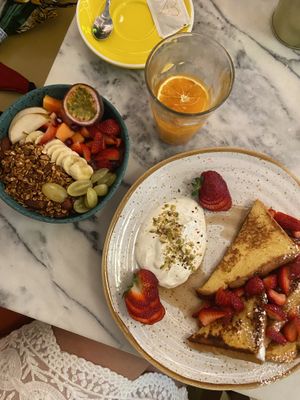 Really nice for breakfast or lunch. We ate here 2 times so it was that good..enjoy! X at Basilio in Lisbon