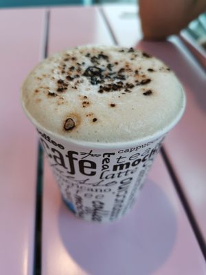 Soy cappuccino at Divina Berlina in Tenerife