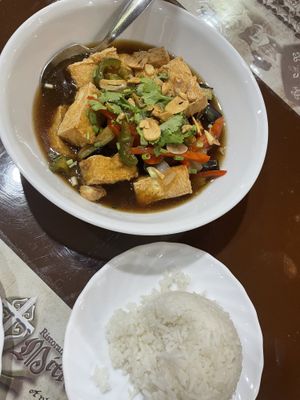 Tofu and vegetables   at Ristorante delle Mitre in Manila