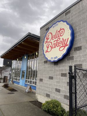 outside   at Despi Delite Bakery in Everett