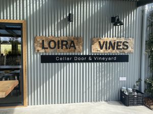   at Loira Vines in Loira