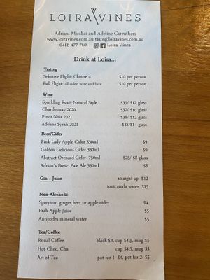   at Loira Vines in Loira