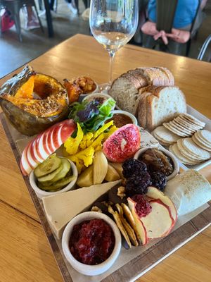  at Loira Vines in Loira