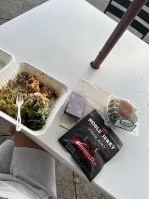 outdoor seating  at Down to Earth - Store and Deli in Kailua