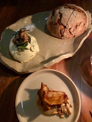 1st course (and 0th course below): bread with herb-y whipped butter at Leuchtendroter in Frankfurt