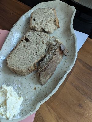 Brot at Leuchtendroter in Frankfurt