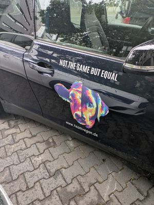  at Leuchtendroter in Frankfurt