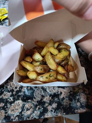 Potatoes at Yecla 33 in Valencia