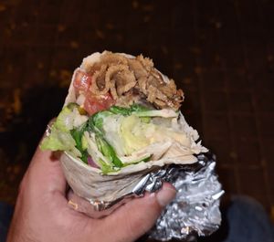 Seitan wrap at Yecla 33 in Valencia