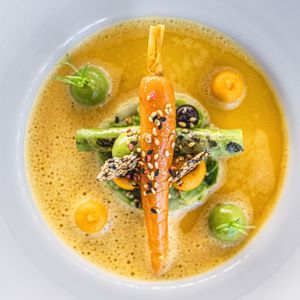 Two kinds of spicy carrots with pointed cabbage at Lafleur in Frankfurt