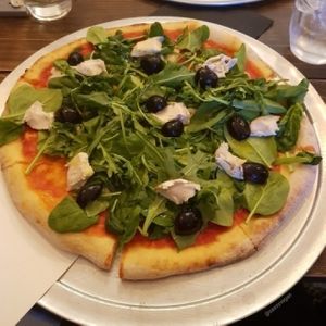 Bello crudo puzza at Picky Wops in East London