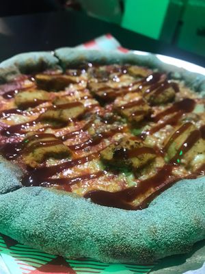 BBQ chicken (THIS!) in a burnt wheat base - the best. at Picky Wops in East London