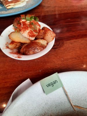 Potato wedges with hummus at The Pancake Parlour in Docklands