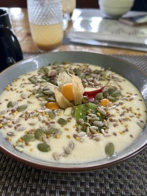 Smoothie bowl  at Essence Arenal in El Castillo