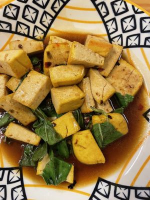 Tofu stir fry   at Markintiny in Bangkok