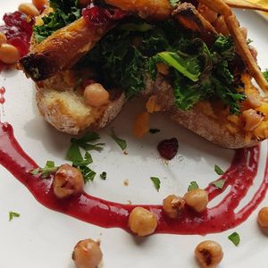 'Sweet Chickpeas o'Mine!'
Cranberry Glazed Chickpeas, Sweet Potato & Swede Mash, Kale and Sesame Roast Parsnips. at Caffi Lolfa in Burry Port