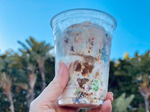 The Great Cookie Swap! A vegan option from the December 2020 special menu. Scoops were still available in January 2021. at Downtown Disney - Salt & Straw in Anaheim