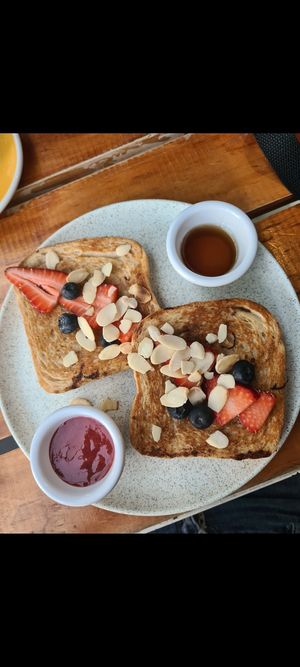 French Toast at Smash Avocaderia y Cafe in Medellin