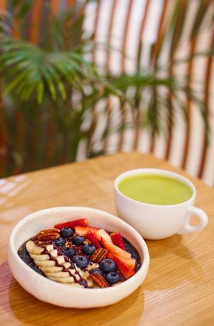 Мы тщательно подбираем только качественные ингредиенты, прорабатываем наше меню, стараясь сбалан at Dobraw in Moscow