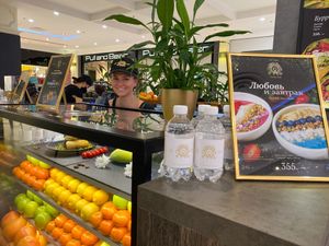 Смузи-боулы на завтрак at Dobraw in Moscow