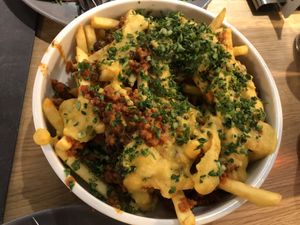 chili cheese fries  at King of Greens in Leonberg