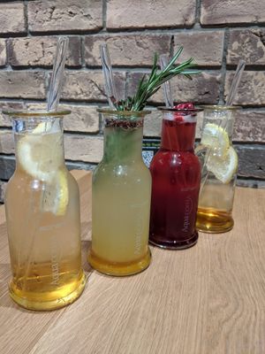 verschiedene Limos at King of Greens in Leonberg