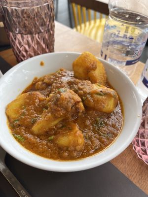 Potatoes and cauliflower in curry   at Momo in Santorini
