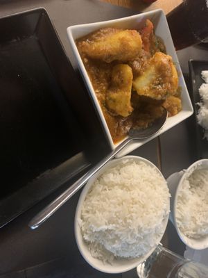 Bombay Aloo and white rice   at Momo in Santorini