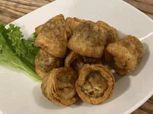 Fried dumpling  at Botanict 豐之素 in West Singapore