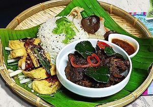 Ayam Buak Keluak Bento at Botanict 豐之素 in West Singapore