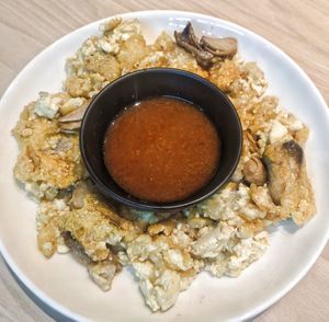 Eggless omelette, ok, worth trying at Botanict 豐之素 in West Singapore