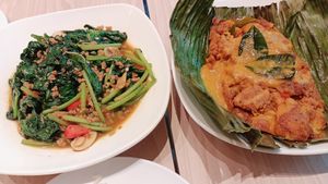 Sambal potato leaves, rendang monkey head mushrooms at Botanict 豐之素 in West Singapore