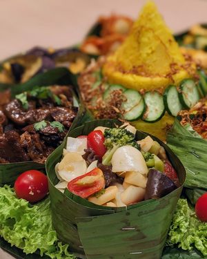 Vegan Nasi Tumpeng CNY Edition 2024 - Fried Broccoli w/ Huaishan & Baihen at Botanict 豐之素 in West Singapore