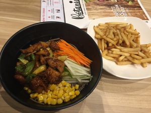 Noodle bowl and fries at Botanict 豐之素 in West Singapore