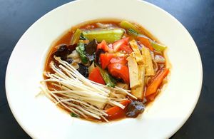 Tomyam Hor fun  at Botanict 豐之素 in West Singapore