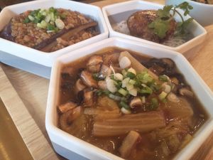 Cabbage, mushroom and noodles at Miss Lee in Hong Kong Island