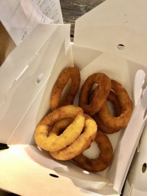 Great onion rings! Not at all greasy and the batter was nice. Really enjoyed them.  at Rainbow - King George in Tel Aviv