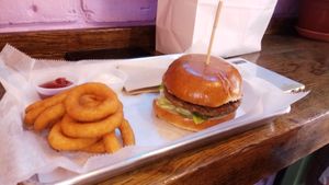 Burger and onion rings at Rainbow - King George in Tel Aviv