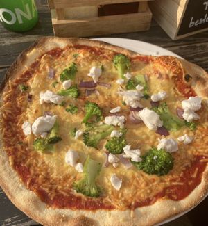 Vegan pizza with "feta cheese“  at Refugium in der Nordwand Kletterhalle in Hamburg