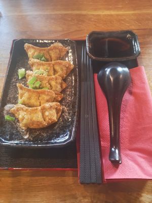 Frittierte Dumplings at Min Ramen Bar in Karlsruhe