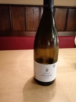 Zaehringer Bioweissweine vegan  at Weinhaus Zum Knoten - Marktstraße in Freudenberg