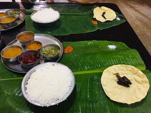 Thali for lunch at Vaigai in Koot Road