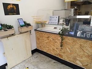 Intérieur de Furahaa  at Furahaa - Vegan in Paris