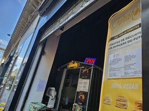  at Furahaa - Vegan in Paris