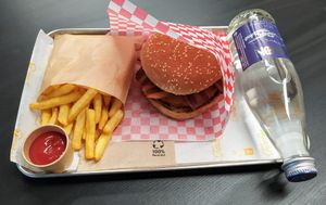 Vegan Chicken Burger & Fries at Furahaa - Vegan in Paris