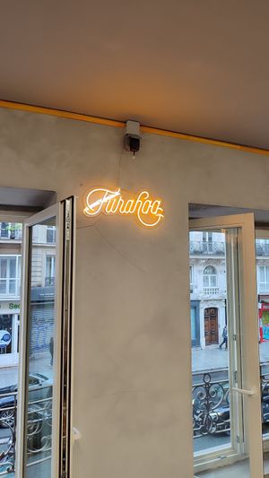 Local at Furahaa - Vegan in Paris