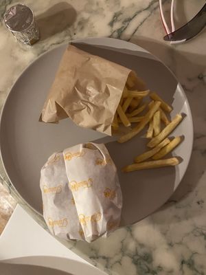 Takeawayy  at Furahaa - Vegan in Paris