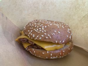 Cheese burger  at Furahaa - Vegan in Paris