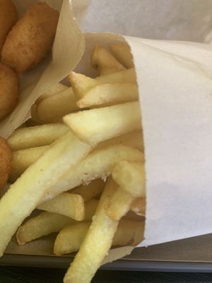 Side of Fries  at Furahaa - Vegan in Paris